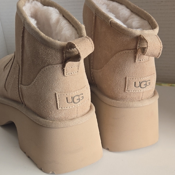 UGG CLASSIC ULTRA MINI HEIGHTS HICKORY PLATFORM BOOTS SIZE 10 - Picture 2 of 5